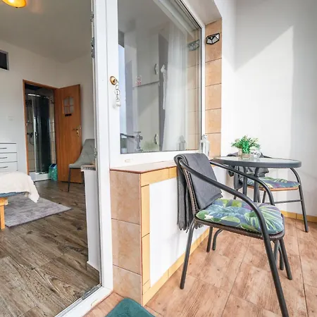 Domek letniskowy Pokój Z Widokiem Na Jezioro *