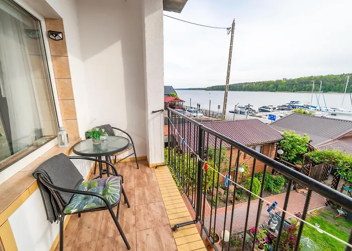 Z Widokiem Na Jezioro Lodge Mikołajki